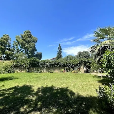Semiinterrato Giardino,bbq,mare Ferienhaus Carbonia