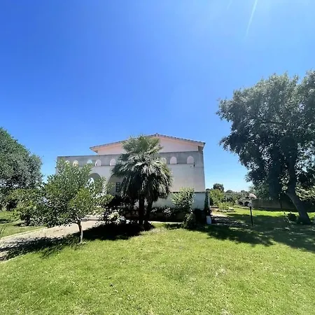 Semiinterrato Giardino,bbq,mare *